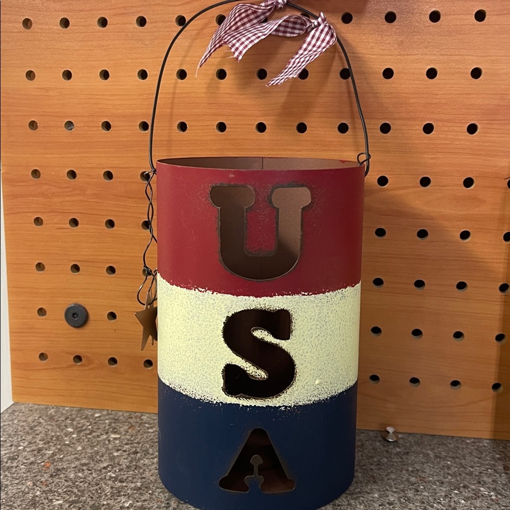 Patriotic USA Metal Lantern